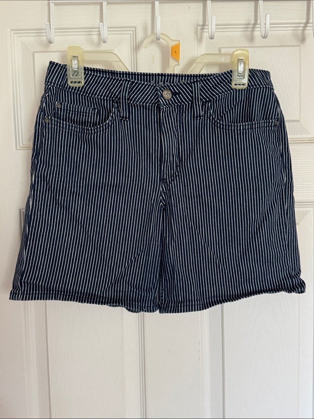 Lee Navy and White Vertical Stripe Denim Shorts Mid Rise Size 8